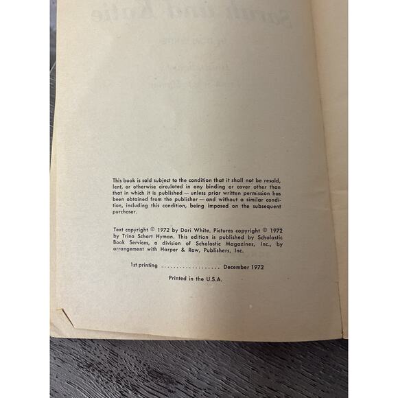 1972 Paperback Sarah and Katie by Dori White - Picture 4 of 6